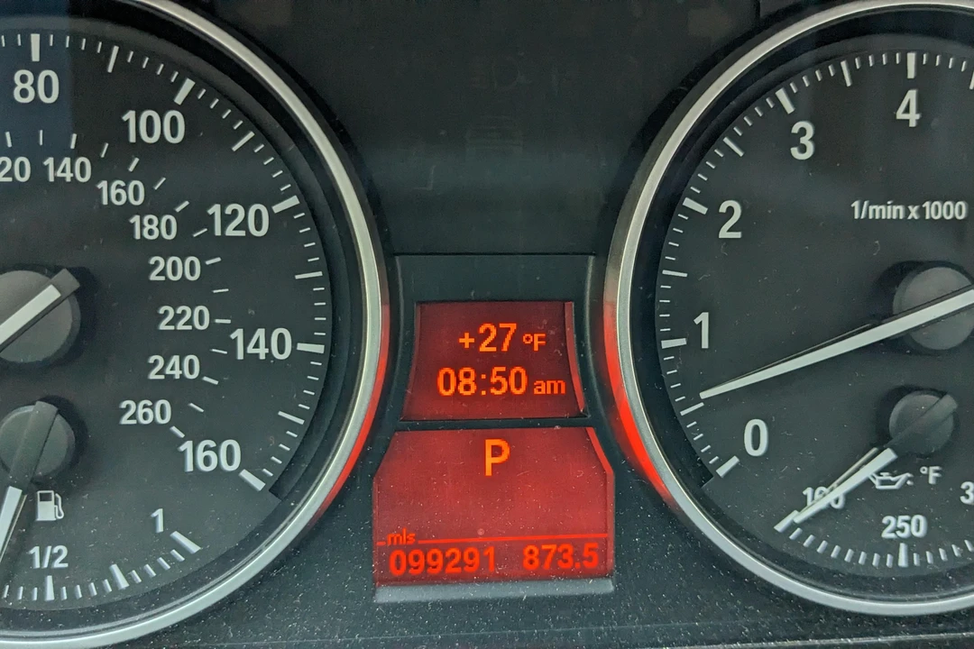 2011 BMW E90 335i Sedan - Image 19 of 31