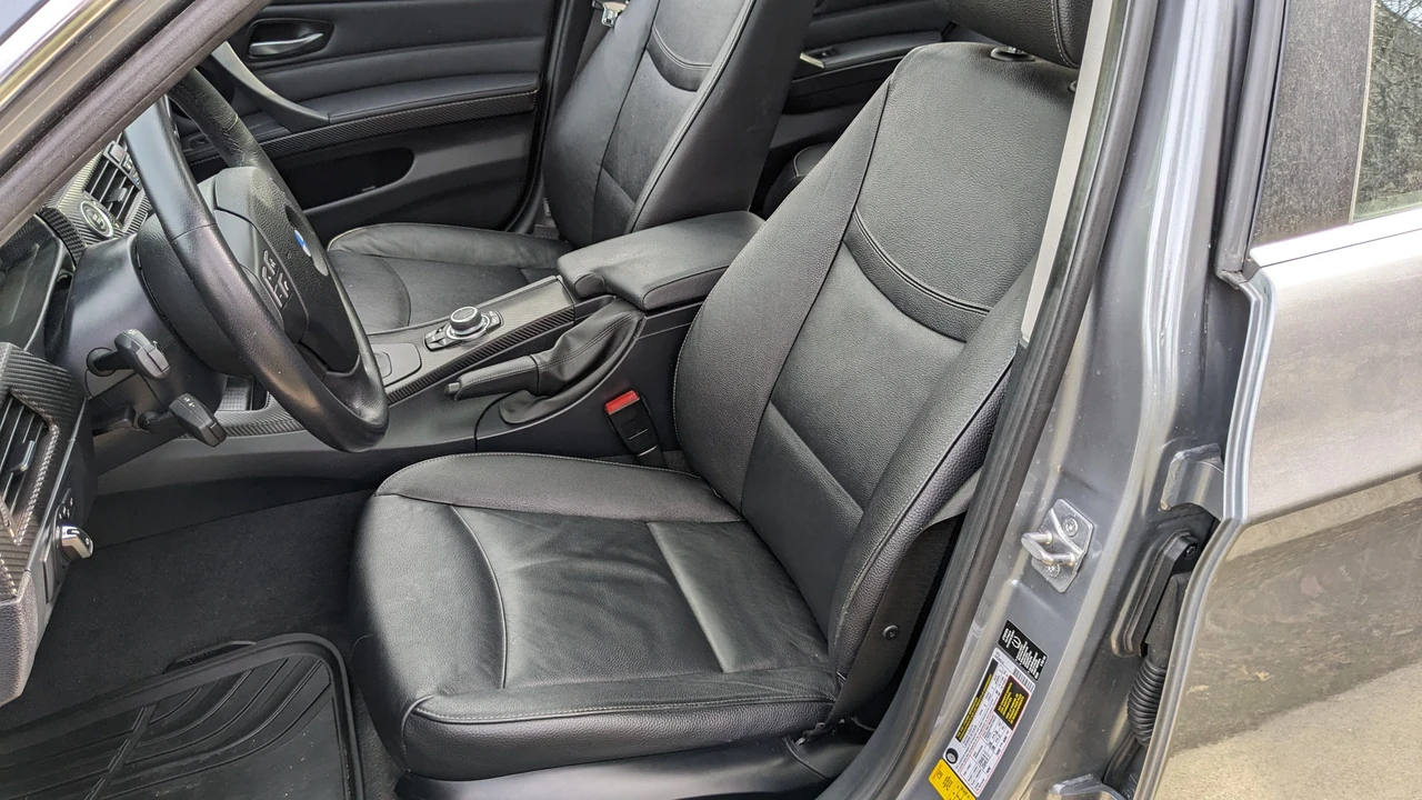 2011 BMW E90 335i Sedan - Image 21 of 31