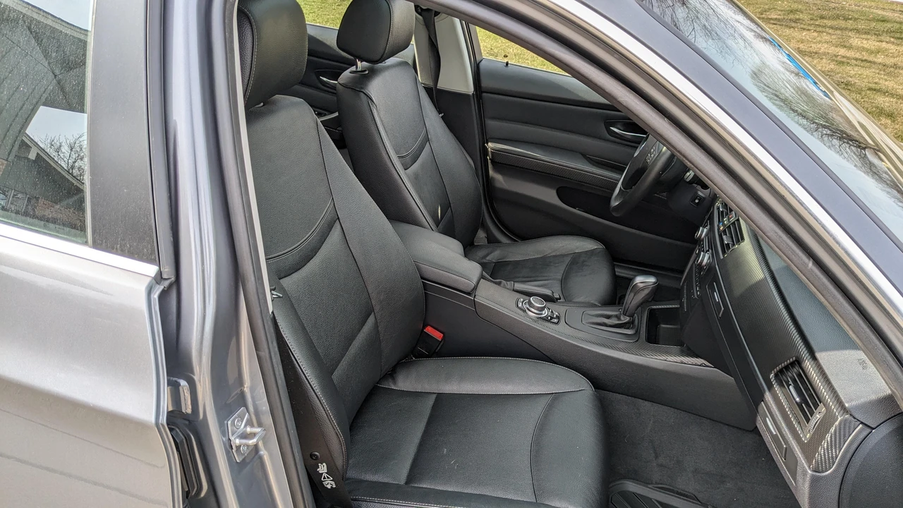 2011 BMW E90 335i Sedan - Image 24 of 31