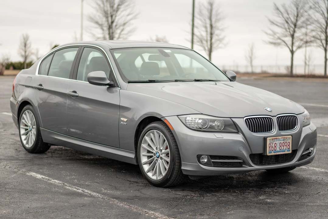 2011 BMW E90 335i Sedan - Image 8 of 31