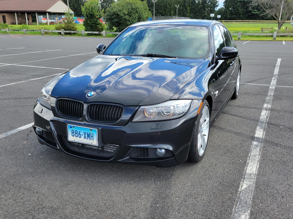 2011 BMW E90 335i Sedan - Image 12 of 31