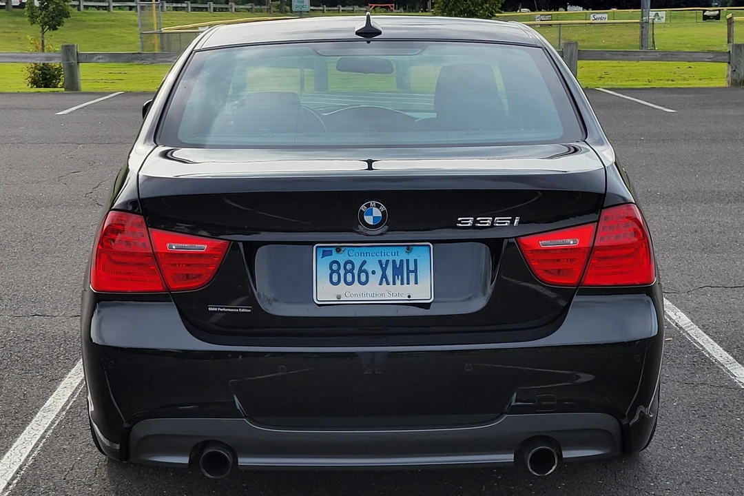 2011 BMW E90 335i Sedan - Image 5 of 31