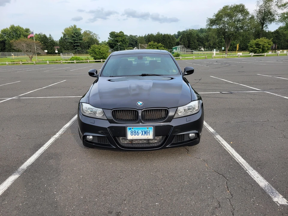 2011 BMW E90 335i Sedan - Image 6 of 31