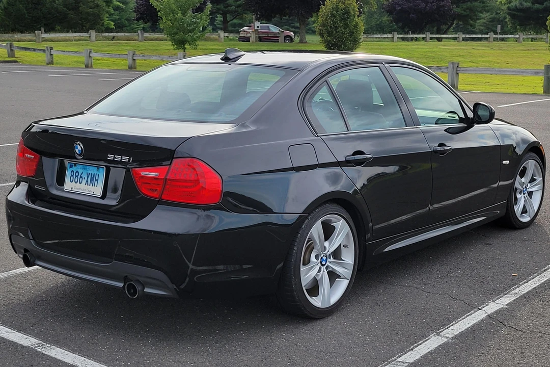 2011 BMW E90 335i Sedan - Image 4 of 31