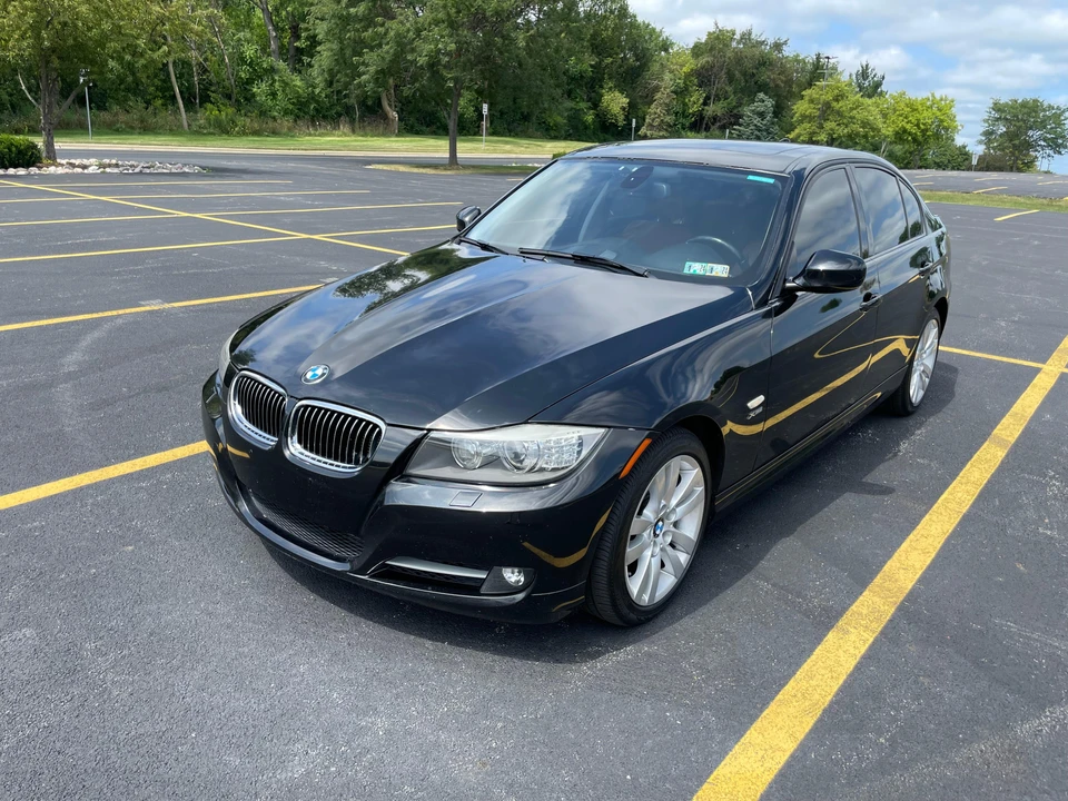 2011 BMW E90 335i Sedan - Image 7 of 31