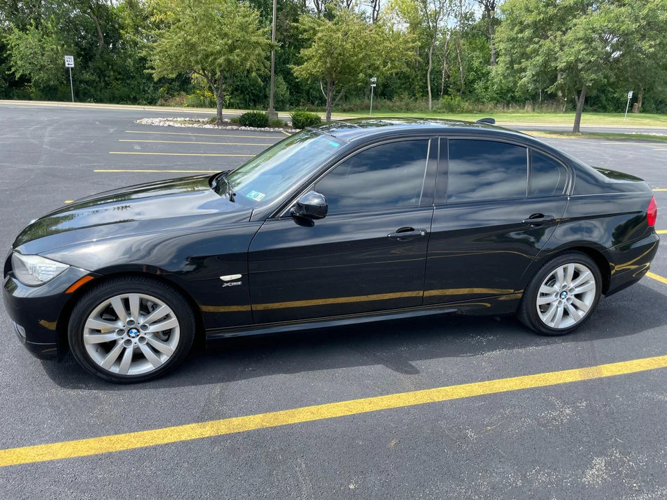 2011 BMW E90 335i Sedan - Image 8 of 31