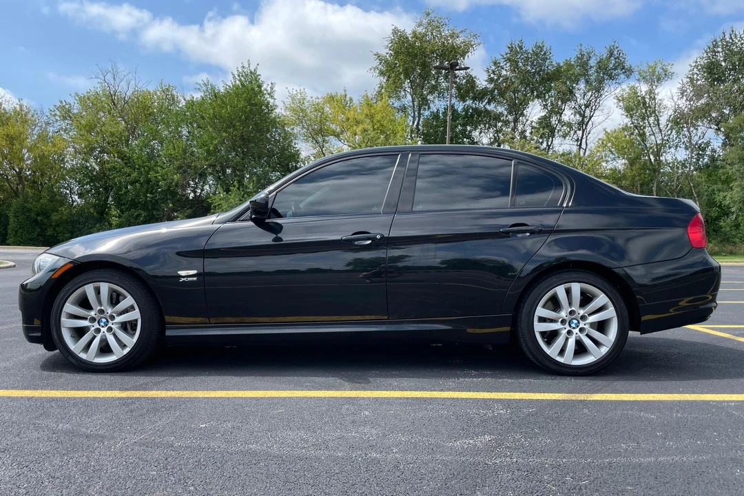 2011 BMW E90 335i Sedan - Image 3 of 31