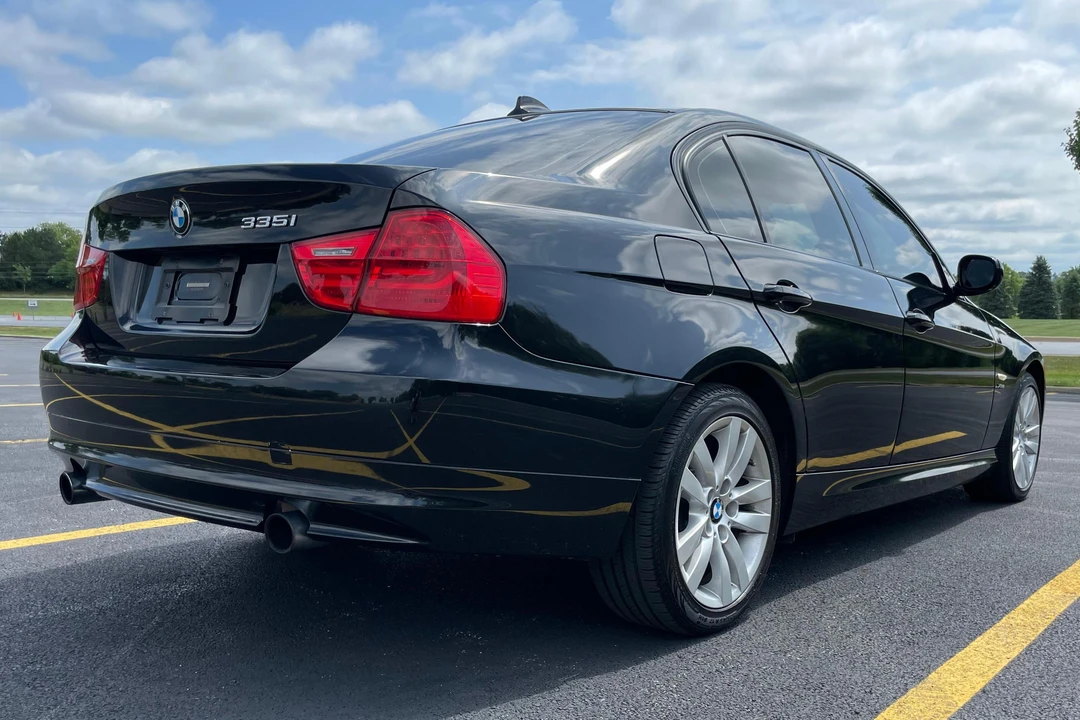 2011 BMW E90 335i Sedan - Image 4 of 31