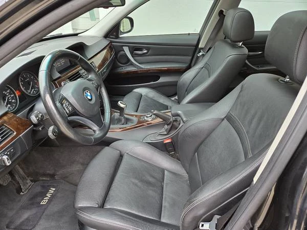 2011 BMW E90 335i Sedan - Image 16 of 20