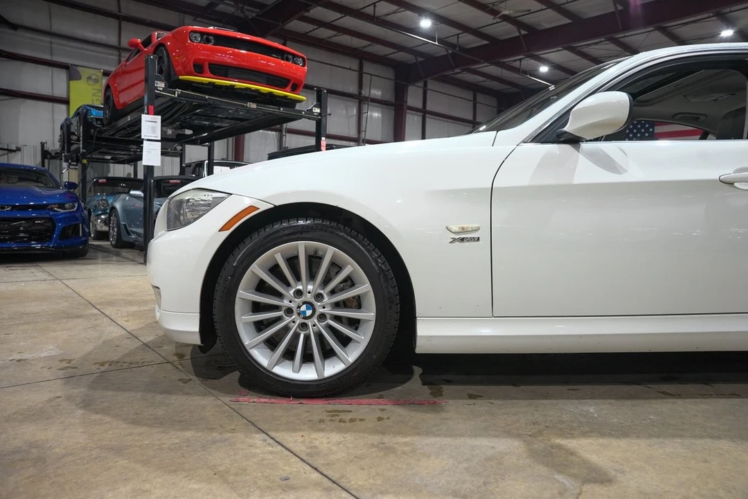 2011 BMW E90 335i Sedan - Image 3 of 21