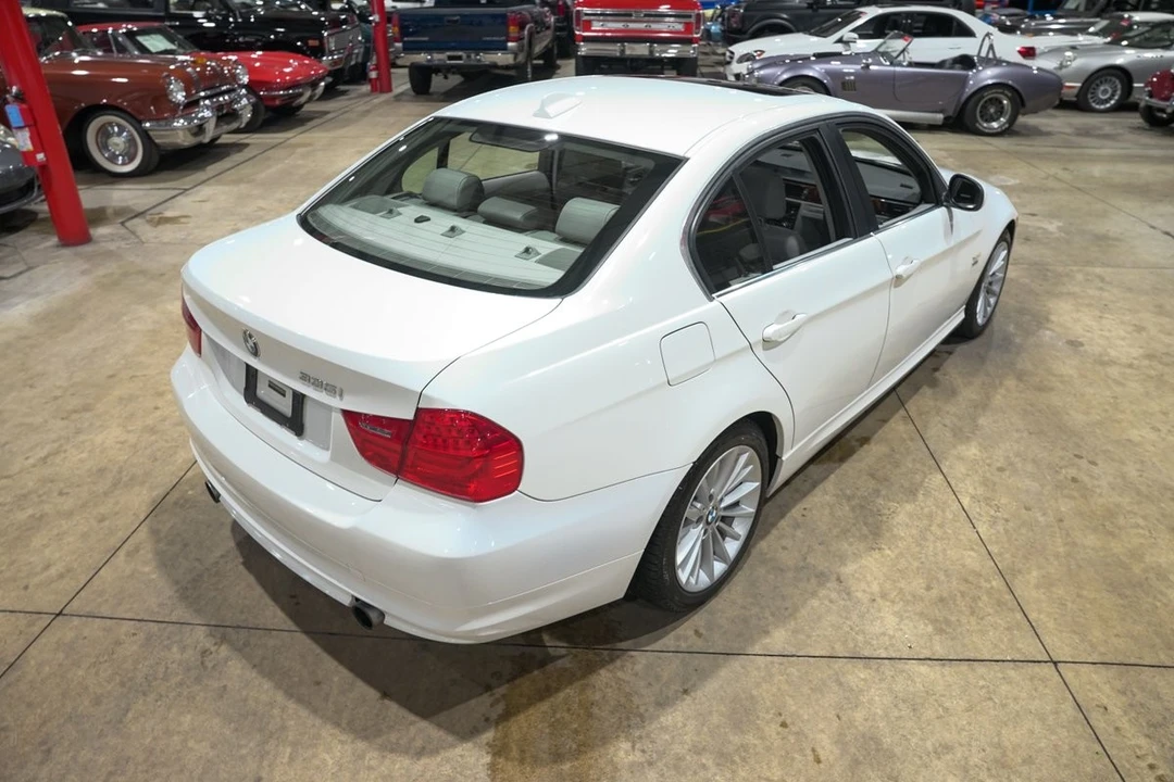 2011 BMW E90 335i Sedan - Image 17 of 21