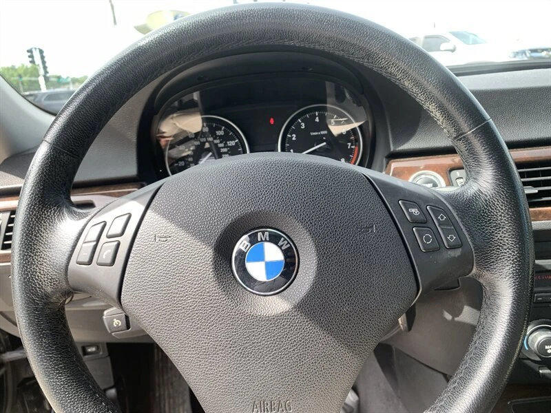 2011 BMW E90 335i Sedan - Image 9 of 10