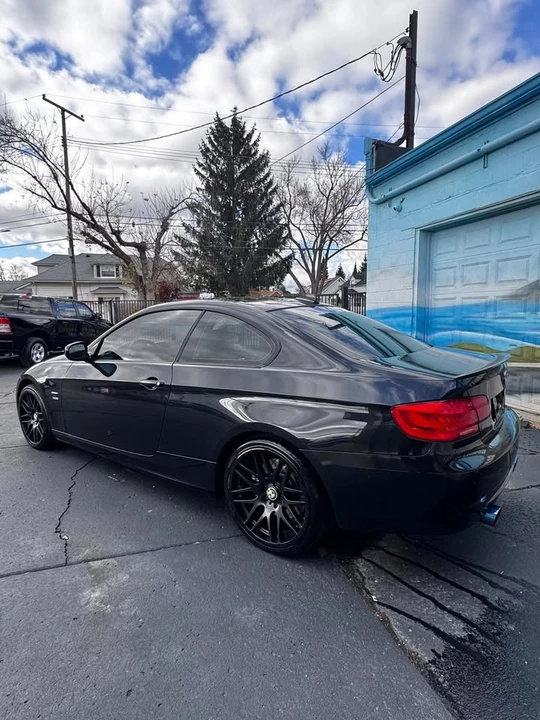2011 BMW E90 335i Sedan - Image 5 of 9