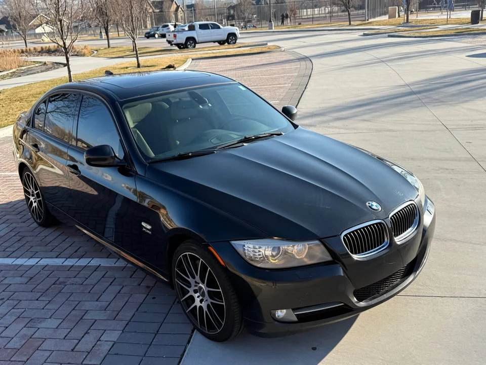 2011 BMW E90 335i Sedan - Image 2 of 17