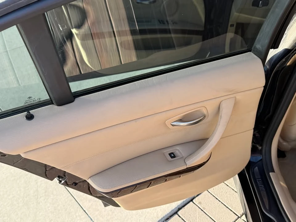 2011 BMW E90 335i Sedan - Image 10 of 17