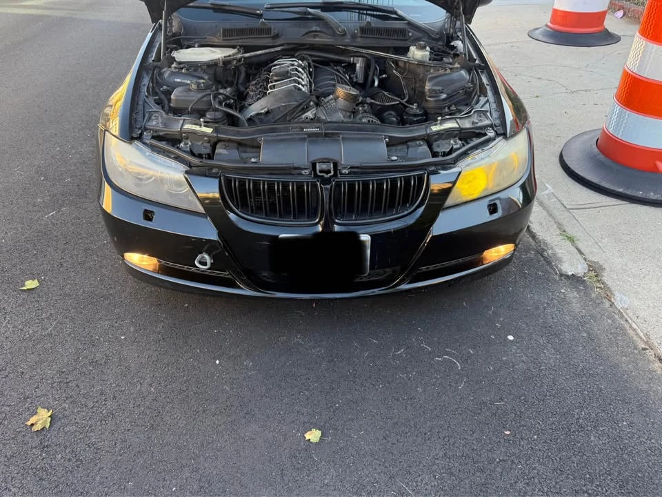 2011 BMW E90 335i Sedan - Image 10 of 14