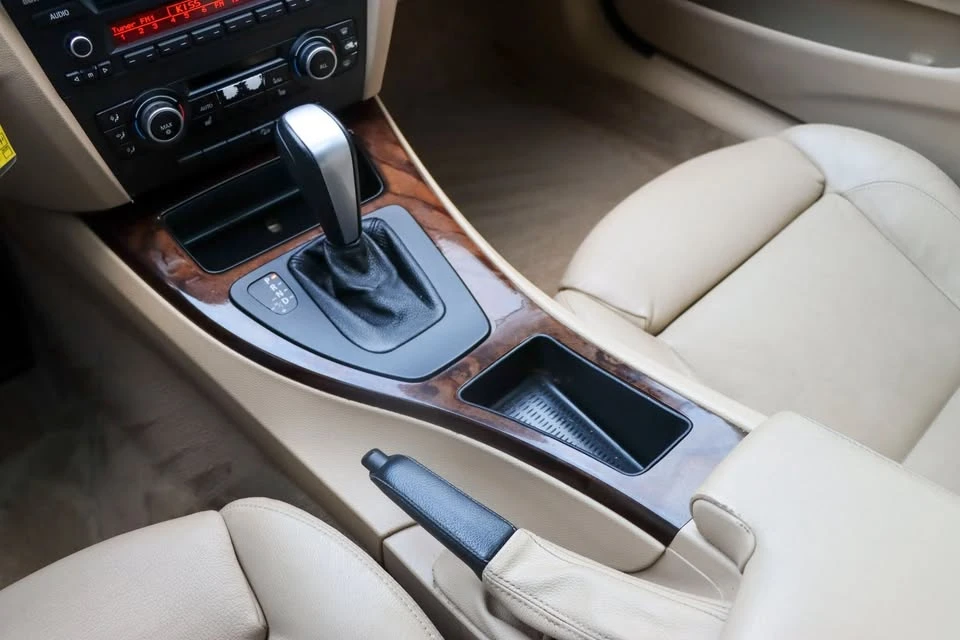 2011 BMW E90 335i Sedan - Image 15 of 16