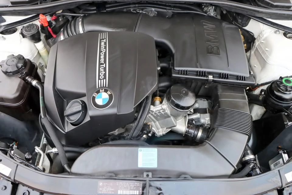 2011 BMW E90 335i Sedan - Image 16 of 16