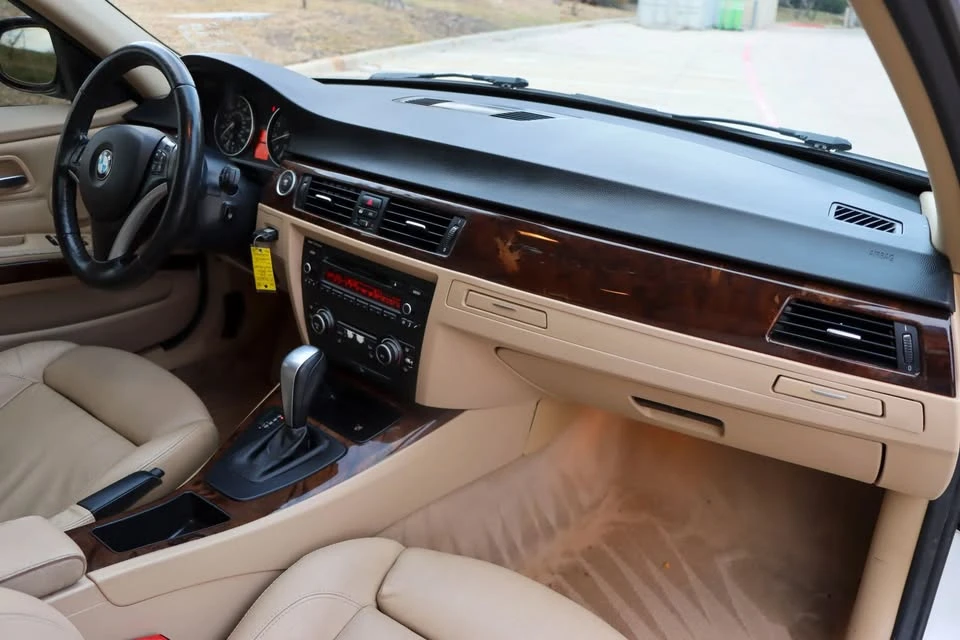 2011 BMW E90 335i Sedan - Image 10 of 16