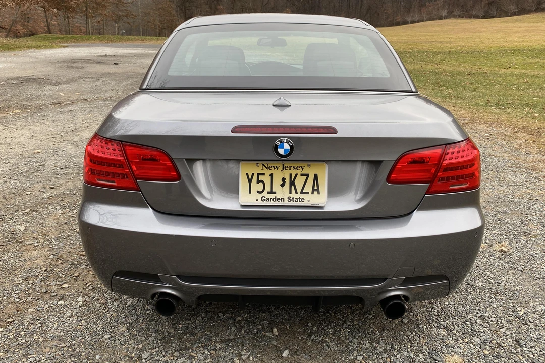 2011 BMW E93 335i Convertible - Image 7 of 10