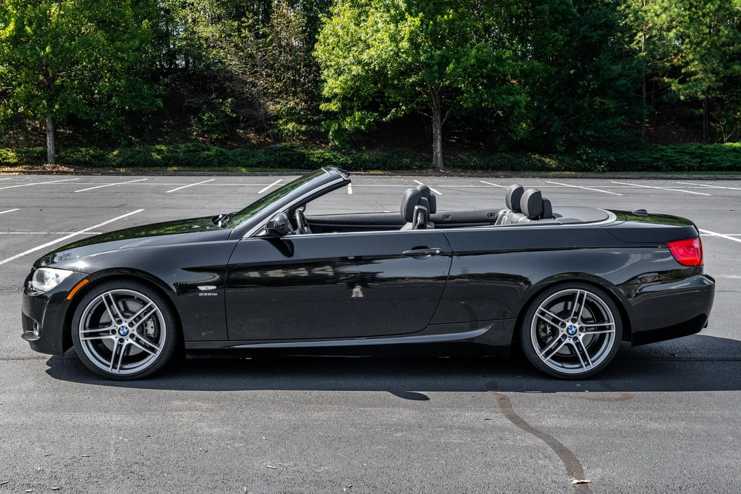 2011 BMW E93 335i Convertible - Image 7 of 31