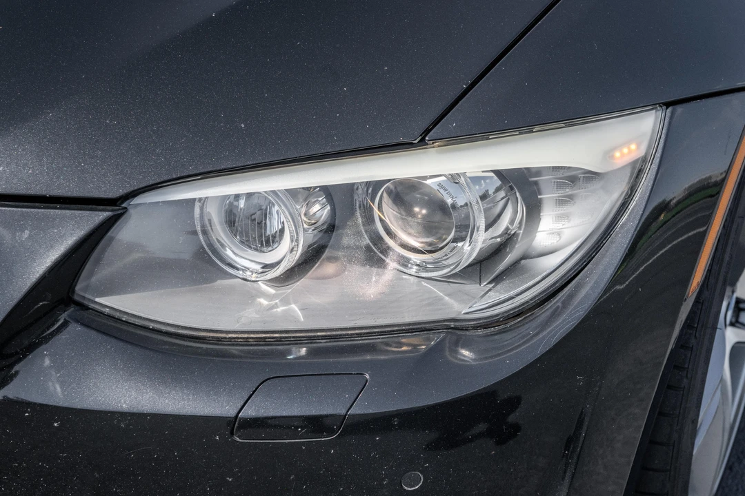 2011 BMW E93 335i Convertible - Image 21 of 31
