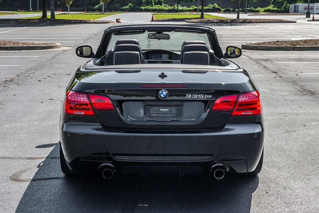 2011 BMW E93 335i Convertible - Image 9 of 31