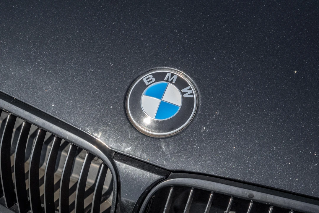 2011 BMW E93 335i Convertible - Image 20 of 31