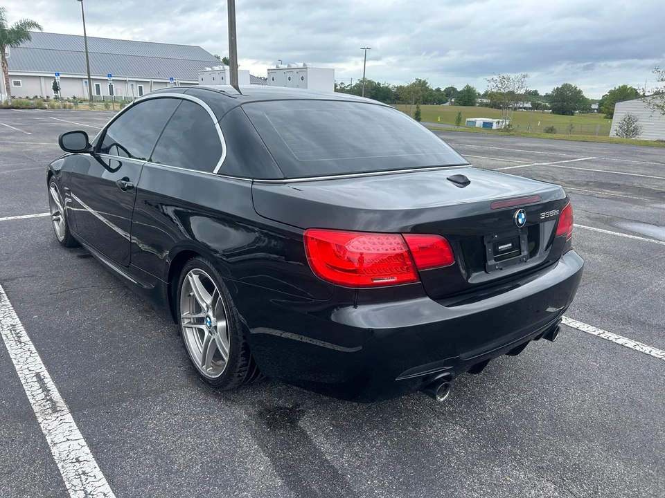 2011 BMW E93 335i Convertible - Image 31 of 31