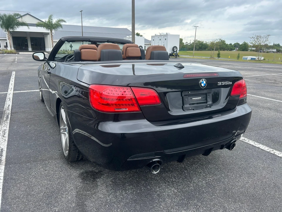 2011 BMW E93 335i Convertible - Image 12 of 31