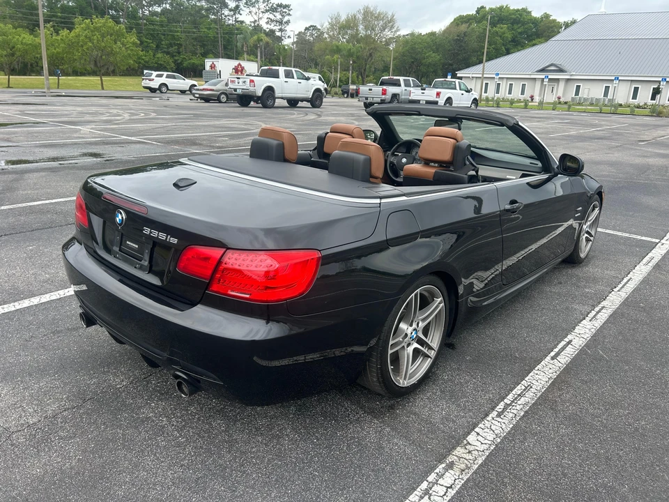 2011 BMW E93 335i Convertible - Image 15 of 31