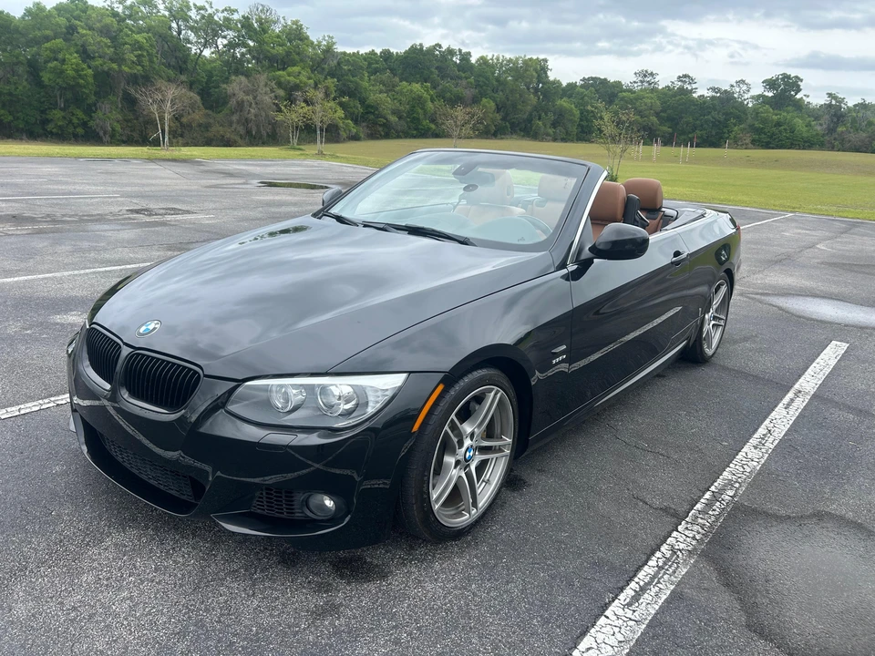 2011 BMW E93 335i Convertible - Image 6 of 31