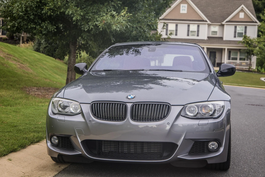 2011 BMW E93 335i Convertible - Image 6 of 31