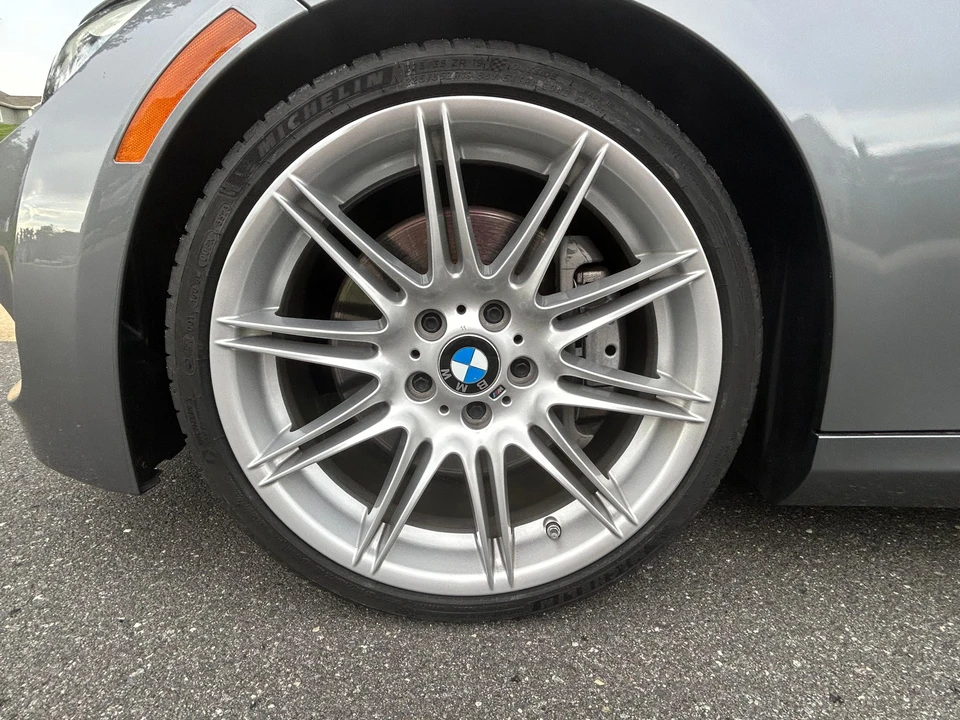 2011 BMW E93 335i Convertible - Image 31 of 31