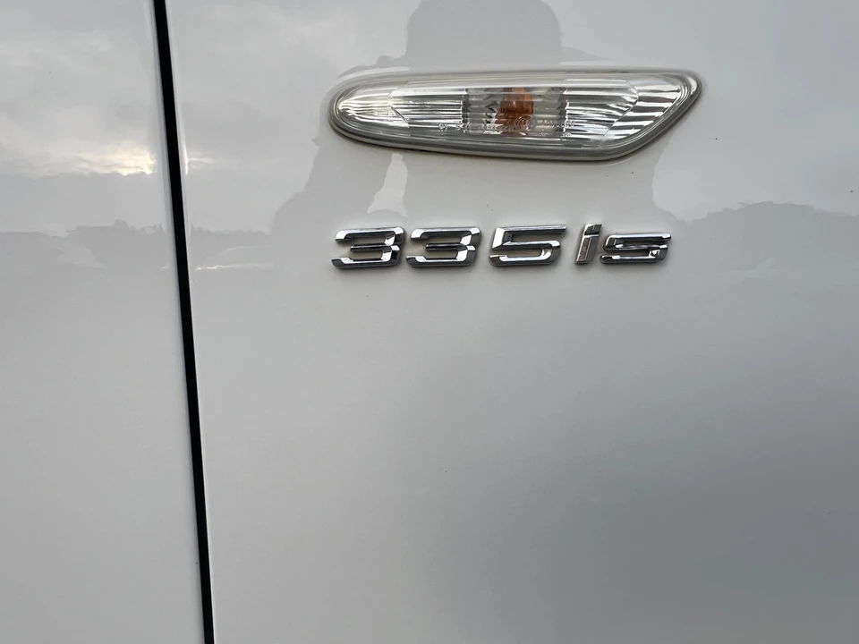 2011 BMW E93 335i Convertible - Image 28 of 31