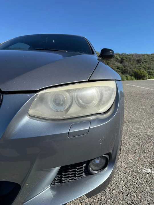 2011 BMW E93 335i Convertible - Image 27 of 31