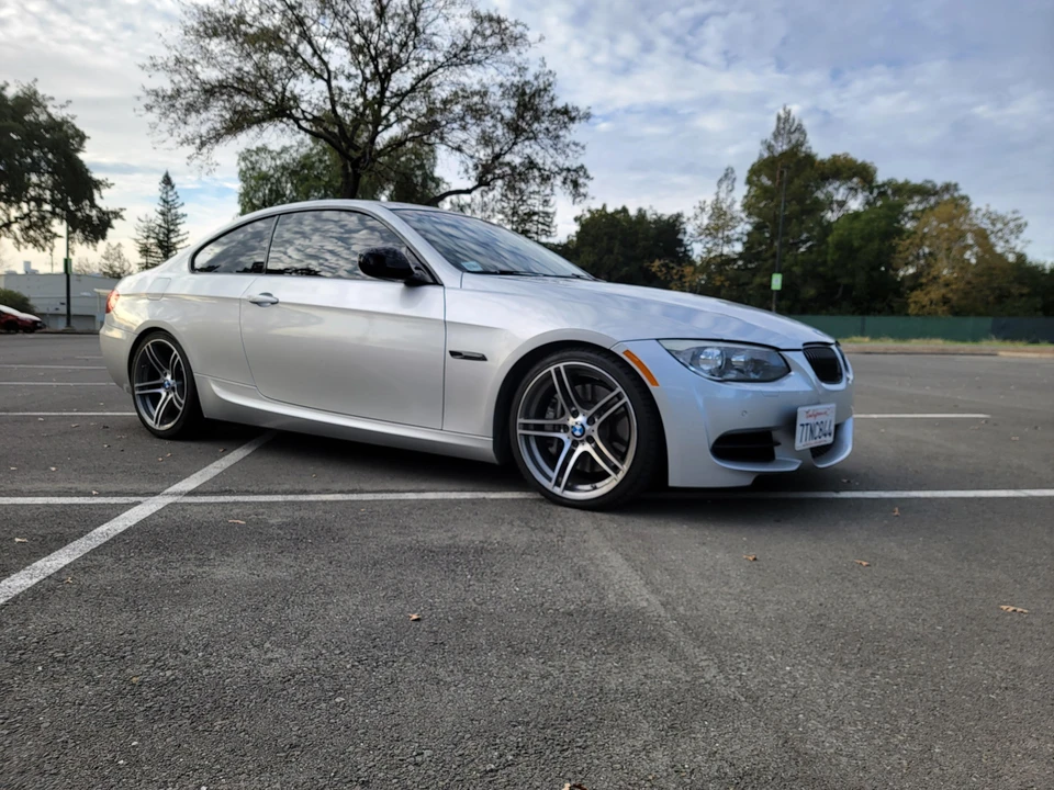 2011 BMW E92 335i Coupe - Image 17 of 31