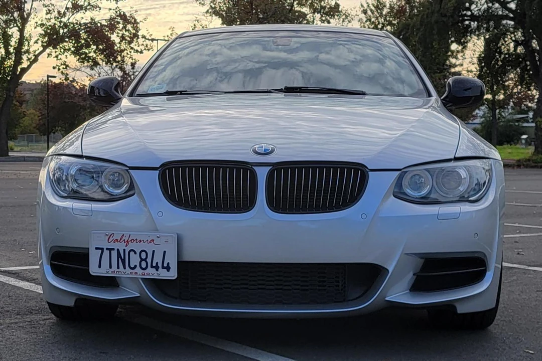 2011 BMW E92 335i Coupe - Image 2 of 31