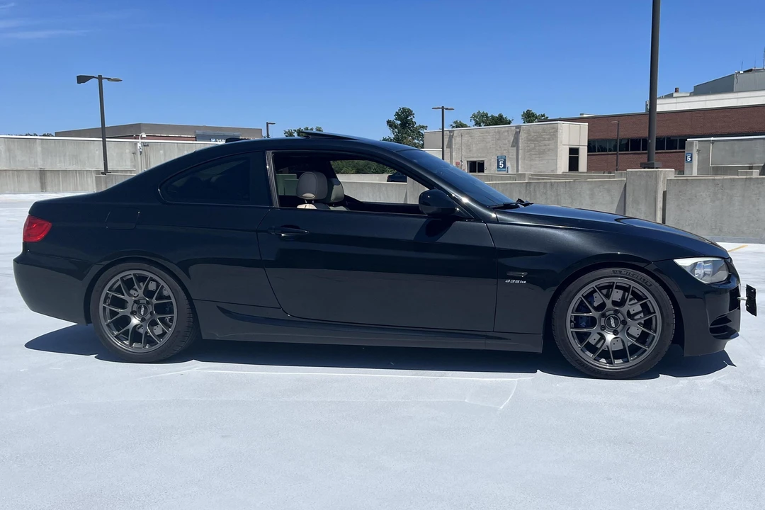 2011 BMW E92 335i Coupe - Image 3 of 31