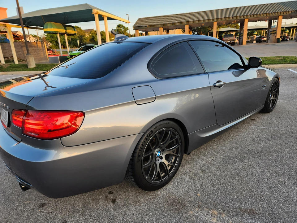 2011 BMW E92 335i Coupe - Image 30 of 31