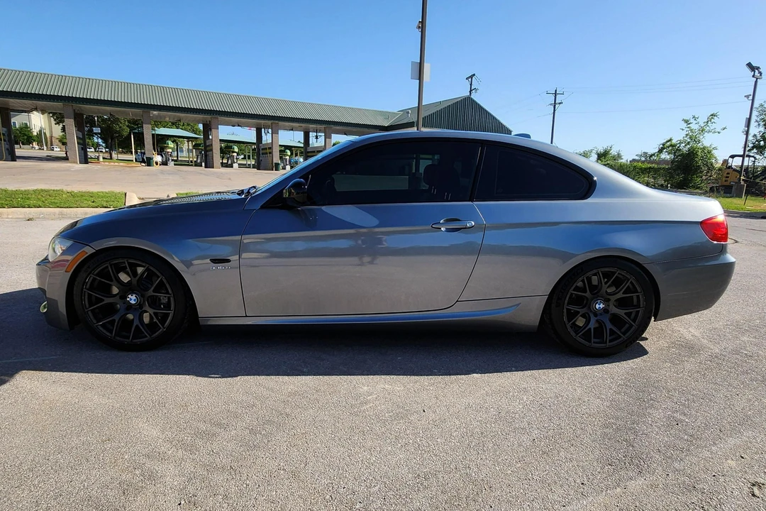 2011 BMW E92 335i Coupe - Image 3 of 31