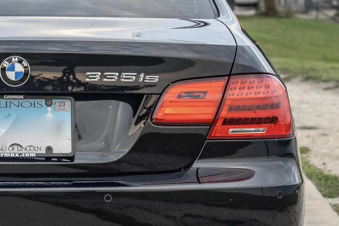 2011 BMW E92 335i Coupe - Image 19 of 31
