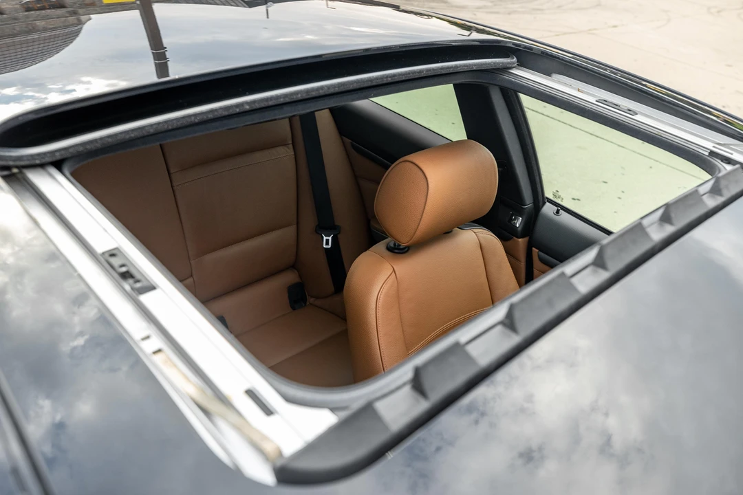 2011 BMW E92 335i Coupe - Image 24 of 31
