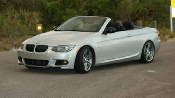 2011 BMW E93 335i Convertible - Image 9 of 10