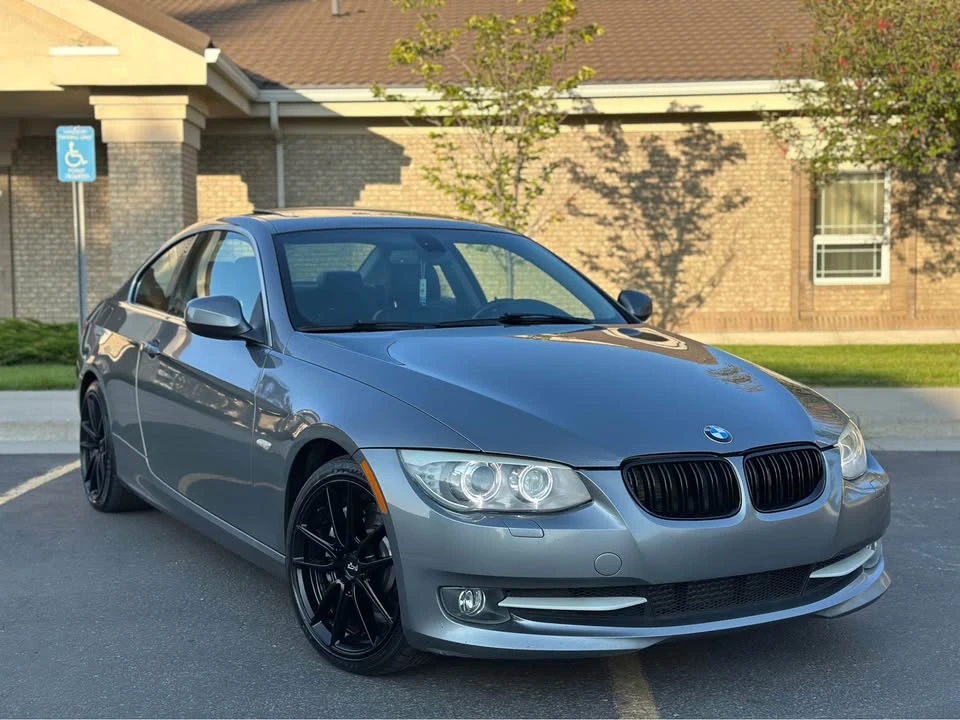 2011 BMW E90 335i Sedan - Image 6 of 12