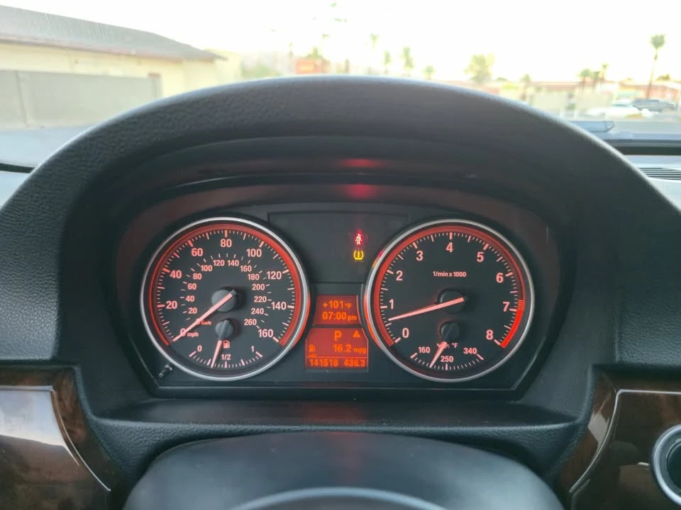 2011 BMW E90 335i Sedan - Image 9 of 16