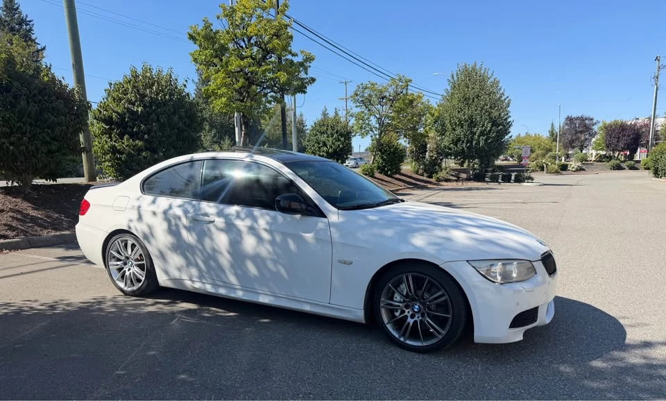 2011 BMW E90 335i Sedan - Image 2 of 13