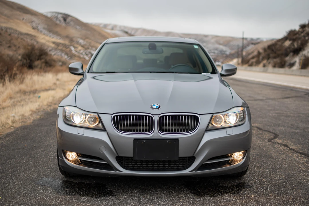 2011 BMW E90 335i Sedan - Image 7 of 31