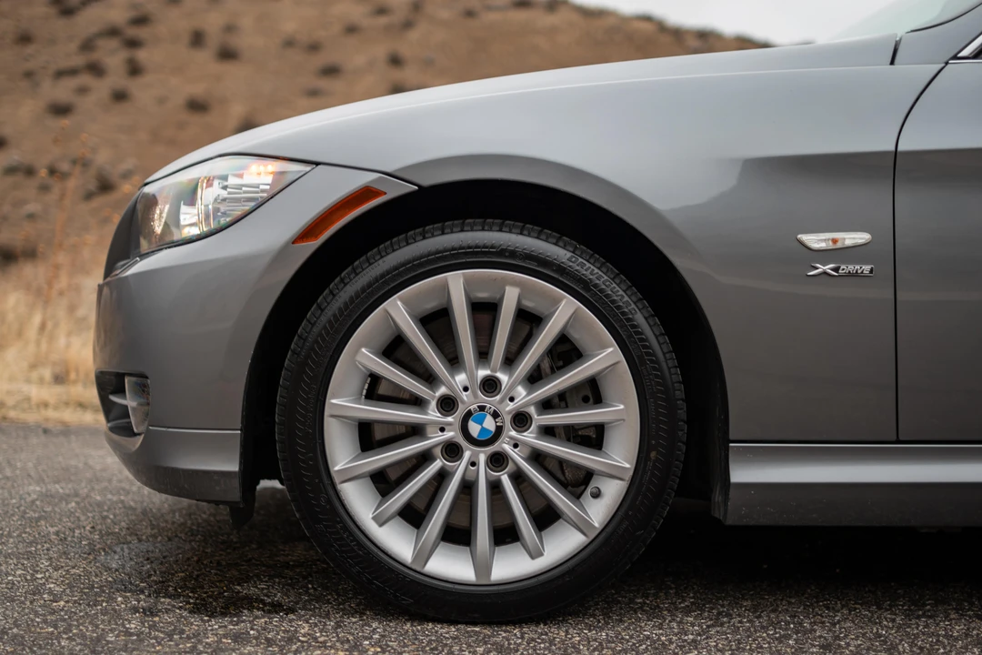 2011 BMW E90 335i Sedan - Image 27 of 31