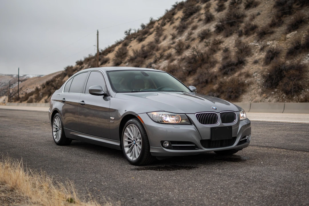 2011 BMW E90 335i Sedan - Image 19 of 31